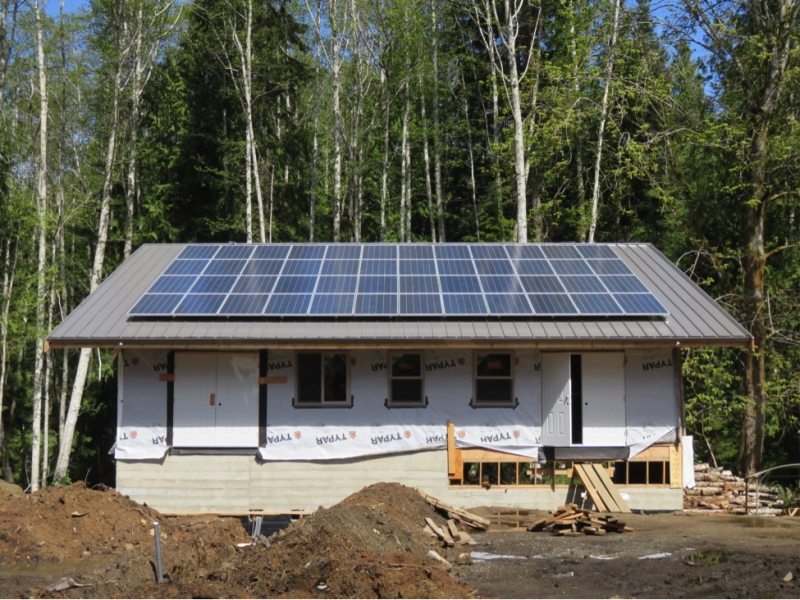 13.2kW Off-grid Solar Community Centre – Lasqueti Island BC
